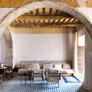 https://albergo-ristorante-la-pietra.it-tuscanyhotel.com