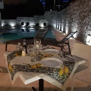 https://marty-luxury-bb.sicilyhotelsitaly.net